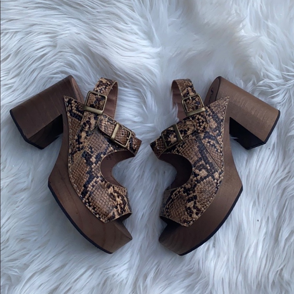 Free People Belem’s platform clog - Picture 6 of 13